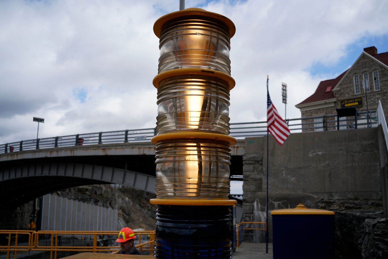 A Closer Look: Navigating the Lockport Locks